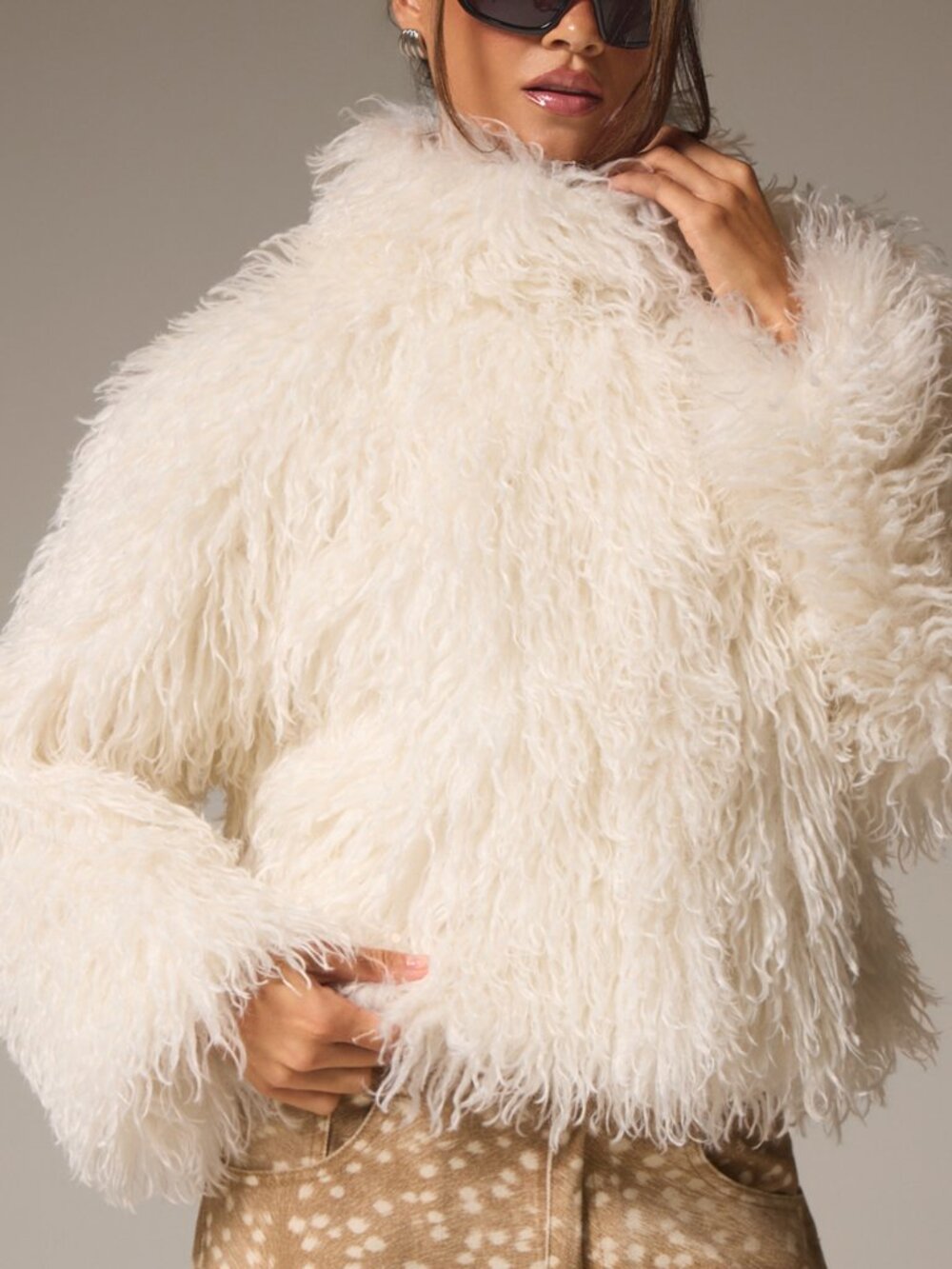 Beige Casual Women's Stand Collar Oversized Short Plain Fuzzy Winter Jacket